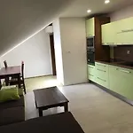 Jaro Pensión 4*